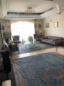 133 متر مسکونی / سه خواب / اباذر / اسکندر زاده