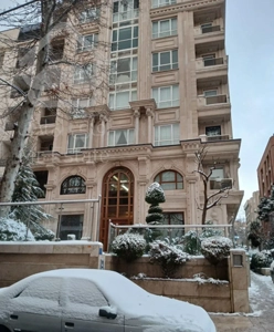 فروش آپارتمان ۱۲۰ متری طبقه ۸ با ویو ابدی شهر