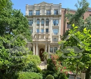 لوکیشن دنج / مجلل و بـرنـد / اعیان نشین