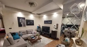 بلوار فردوس ۶۰ متر ۲ خواب نور مستقیم و روبه نما