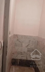 اجاره پارکینگ ۱۶ متری دارای انباری