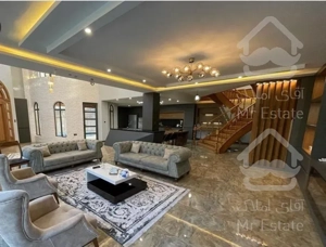 مرزداران سپهر ۱۸۶متر سازه ای در اوج هنر معماری