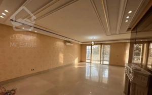 ویلایی یک‌ از دو ۳۰۰ متر ۴ خواب