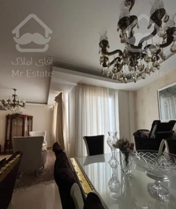 180 متر حکمت