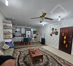 واحد ۱۰۰ متری بهارستان( زمین شهری )هلال بریم