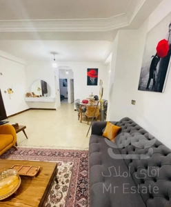 ۹۵متری 2خوابه تمیز مشاعات خوب جای پارک نزدیک دریا