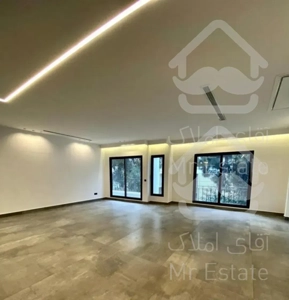 138متر / 3خوابه / 5ساله / سالن پرده خور