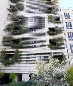 آپارتمان۱۴۰ متری سه خواب