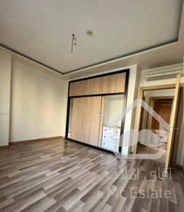 ۱۳۰ متر دو خواب خیابان آفتاب با مشاعات آبی