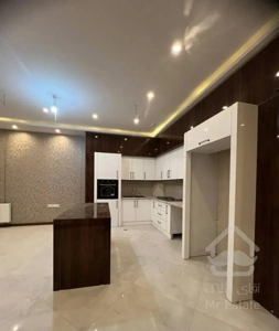 اپارتمان ۱۰۳ متری/نزدیک به حرم/سندآماده