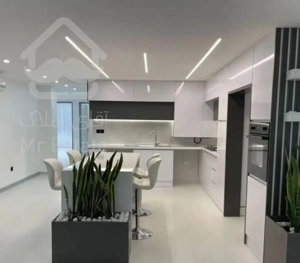 ۱۰۰ متر طبقات آخر برج معاوضه و تهاتر منطقه ۲۲ کوهک