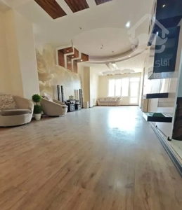 واحد ۹۸ متری/ کاملا آفتابی/ بهترین لوکیشن باغستان