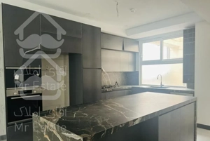 آپارتمان۱۷۳متری،غرق نور