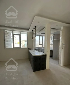 ۶۷ متر دوخواب  نورگیر