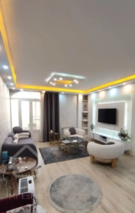 **اپارتمان کلا ۶ واحد** کف قیمتت خیابان طوقانی