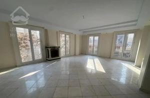 ۱۵۰ متر/ غرق در نور/ خوش نقشه/ لابی