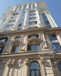 برج باغ با اصالت ۲۰۶متر