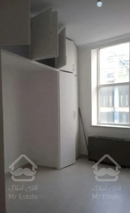 ولنجک ثارالله 75 متر 1 خواب طبقه سوم و امکانات