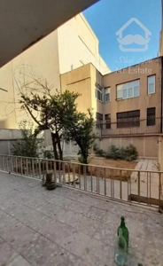 ۱۷۲متر تخلیه نقاشی شده(۱۰۰ متر حیاط مستقل )تک گیشا