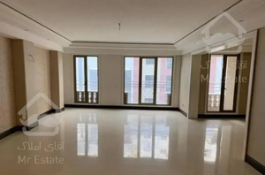 ۲۰۷ متر سه خواب. شیخ بهایی شمالی