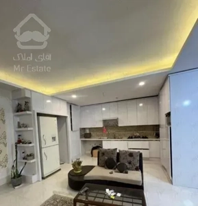 آپارتمان ۱۴۰متری شیک میرزاکوچک خان