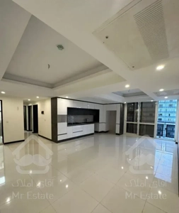 اپارتمان ۱۰۵ متر کلید نخورده افق اکباتان