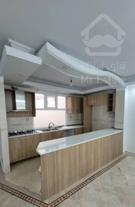 ۷۰متر/۲خواب/۱۰ساله/فردوس