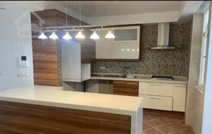 فرشته ۱۳۰ متر تاپ لوکیشن /سند بدون ریشه