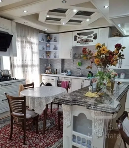 ۱۳۰ متری/۳ خواب/ فول امکانات/پرستار