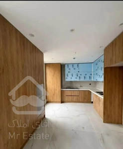 ۶۴متر /۱خ /فول امکانات /غرق نور /بلوار بعثت