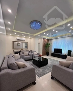 ۷۵ متر غرق در نور  لاکچری فول امکانات تراورتن