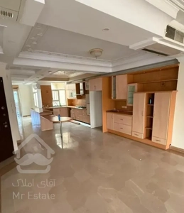 جردن ۱۱۲ متر  دو خواب پارک ملت