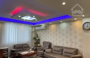 120متر آپارتمان طبقه سوم