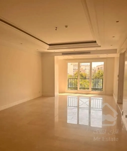 اپارتمان ۱۸۵ متر / محصور در باغ چنار