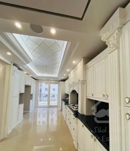 ولنجک برج باغ۲۷۰متر/۳خواب مستر/فول مشاعات