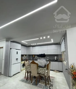 ۱۰۵ متری طبقه ۳ میدان امام حسن