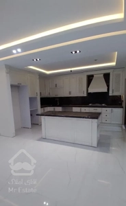 آپارتمان، ۱۱۵ متری گلستان زوج