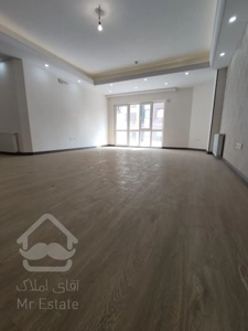 خرید و فروش ۱۲۰متر نوساز رو به آفتاب A-V