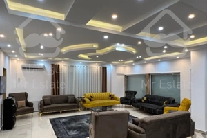 استخردار ساحلی مستقیم مالک