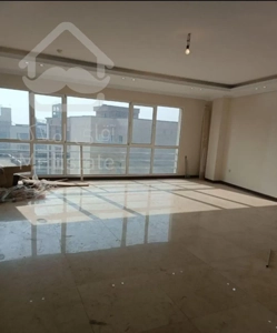 ۱۳۰ متری/۳ خوابه/ کلیدنخورده/آذربایجان