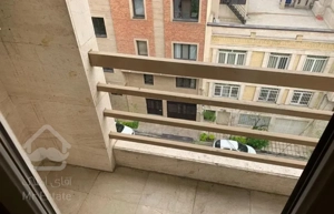 ۷۰متر ۲خواب (حوالی کاج) رو به آفتاب