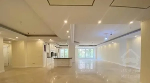 ولنجک تاپ لوکیشن/۳۰۰ متر/ کلید نخورده/p۳