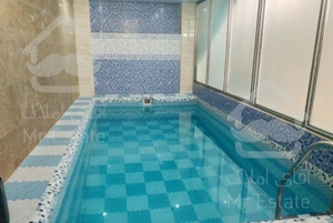 ویلای تریبلکس استخرداردرمنطقه ای برند