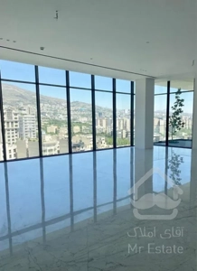 برج مدرن تک واحدی با ١٠٠متر تراس