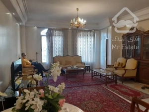 91متر فول امکانات سالن پرده خور رو به آفتاب