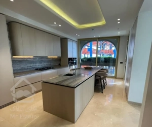 فروش آپارتمان ۲۳۵ متری ۳ خوابه در کامرانیه