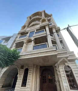 ۱۷۰متر/شمالی حیاط/۴پارکینگ کلیدنخورده