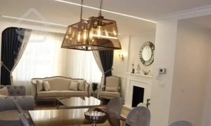 110متر فول امکانات خطی رو به آفتاب