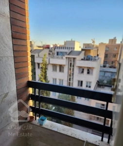 ۱۱۰ متری / ۲ خواب / فول امکانات / پاسداران