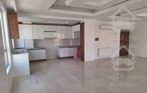 آپارتمان ۱۱۰ متری کلید نخورده